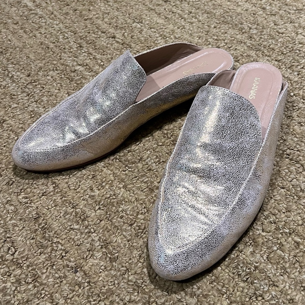 Gold Kaanas Slides